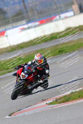 media/Jan-20-2023-Fastrack Riders (Fri) [[f2ad32aba3]]/Private/session 4 turn 6/